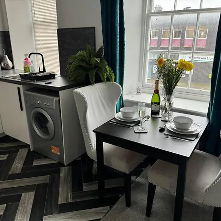 Lowther - 2 Bedrooms - Sleeps 4 Whitehaven