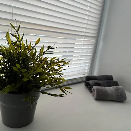 Lowther - 2 Bedrooms - Sleeps 4 Apartment